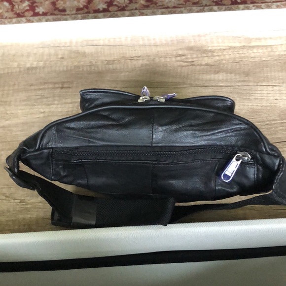 -- Leather Belt Pack — - Picture 4 of 7